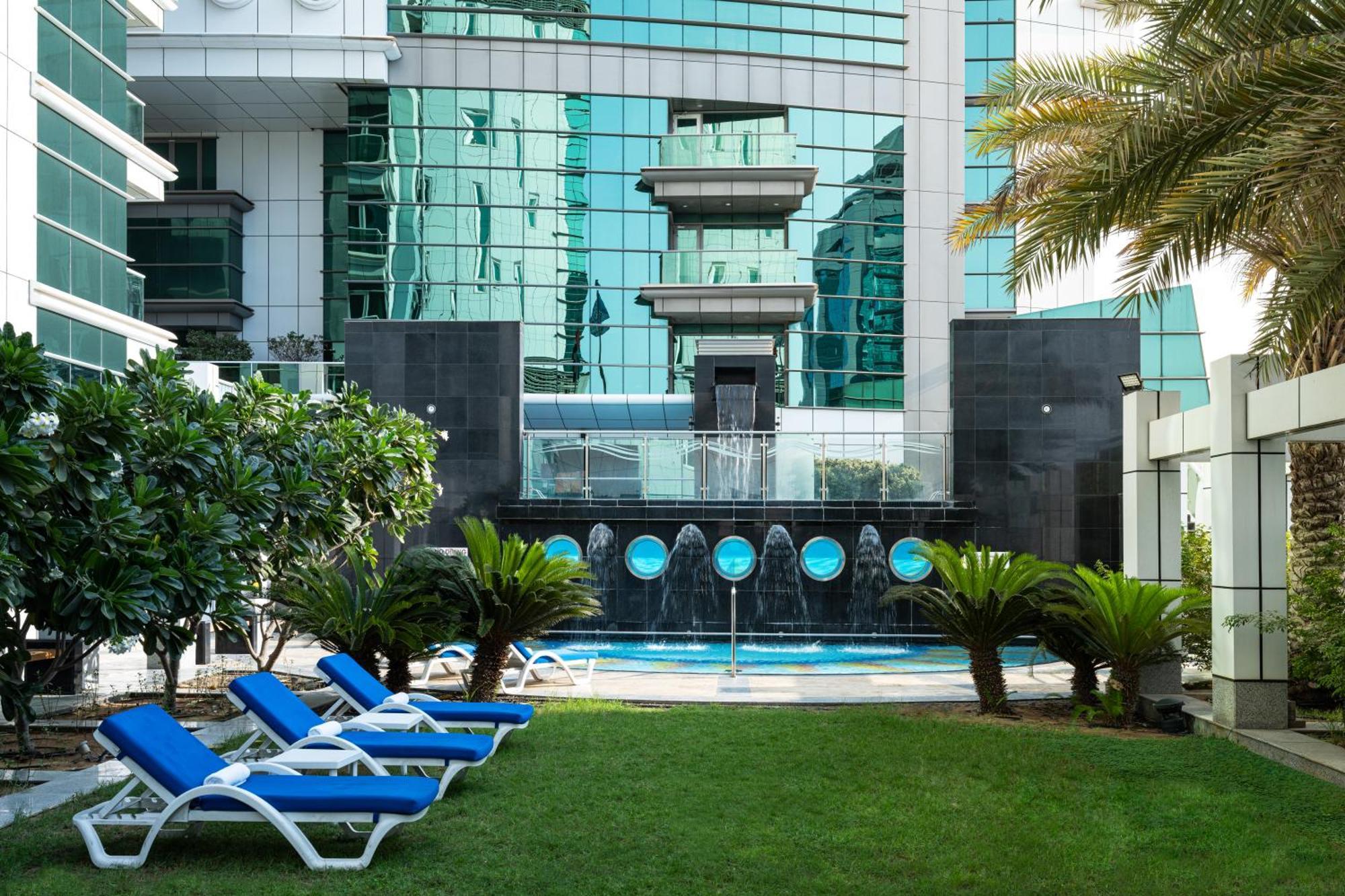 Four Points By Sheraton Sharjah Ngoại thất bức ảnh
