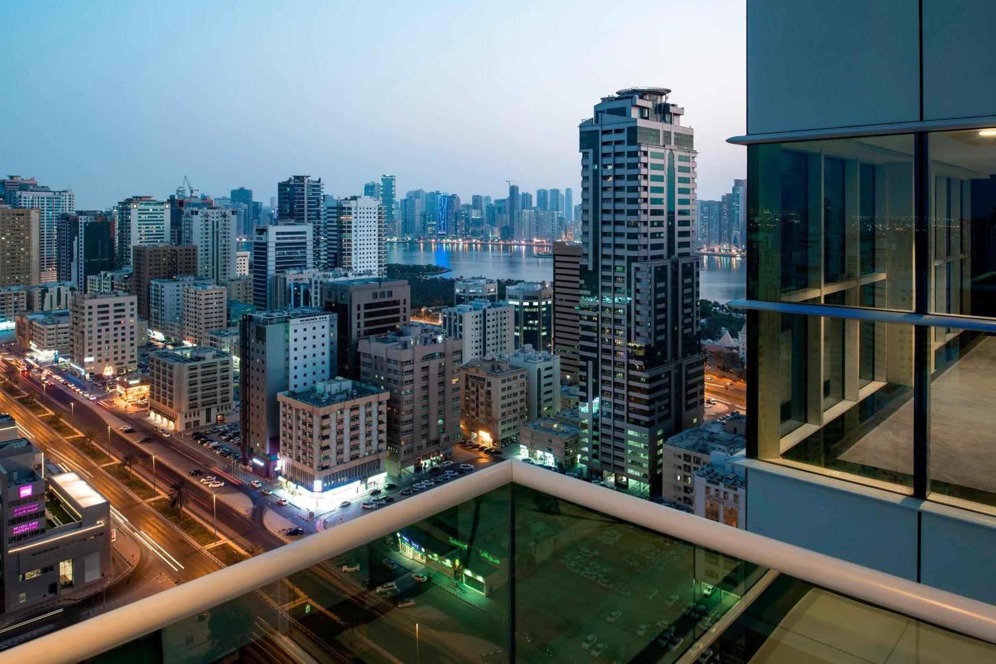 Four Points By Sheraton Sharjah Ngoại thất bức ảnh